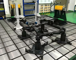 乘用车车架刚度疲劳台架